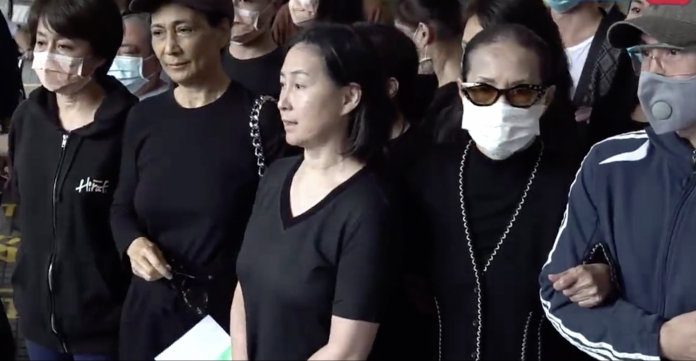 赌王养活3分之1澳门人 何家承诺“取之社会，用诸社会”