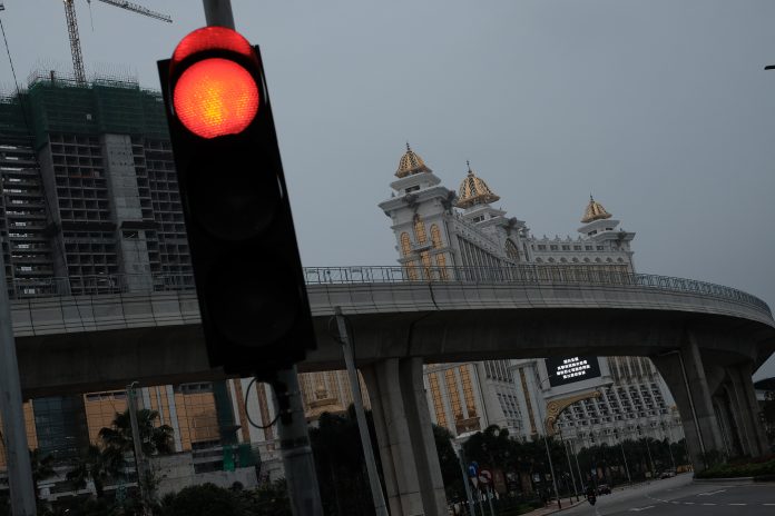 花旗料5月赌收大泻94% 高盛估Q4止跌回升20%