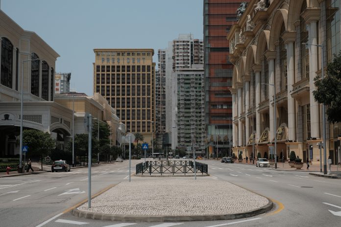 澳门赌收大失血 员工接连被炒 林继光：5月恐更惨