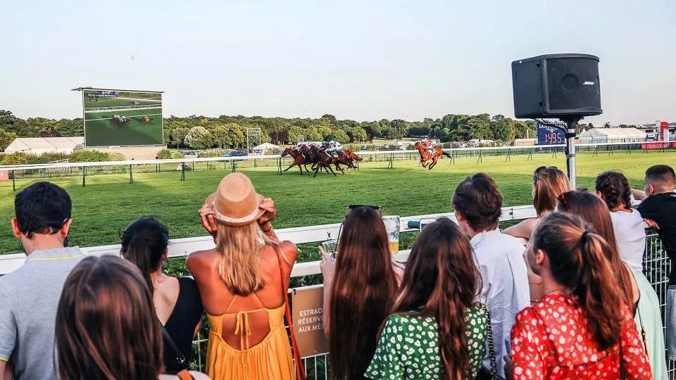 世界赛马博彩联盟成立 总投注额高达200亿欧元