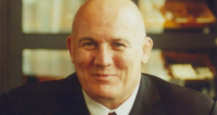 麦辉霆接任澳博COO 何猷亨研究日本開賭