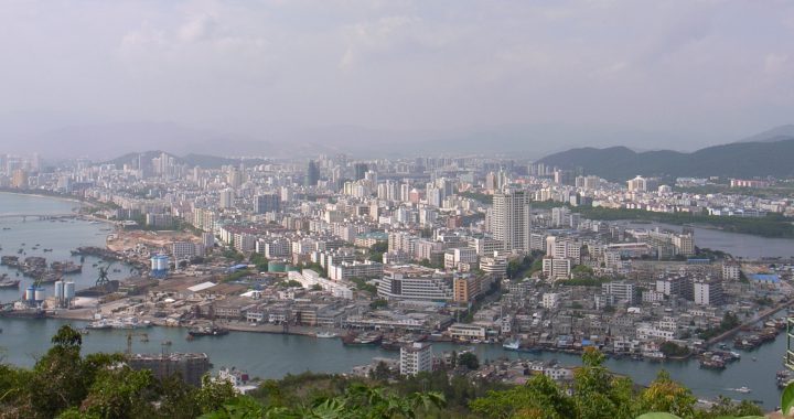 海南自贸港是中国特色社会主义制度的自贸港，不允许搞「黄赌毒」。