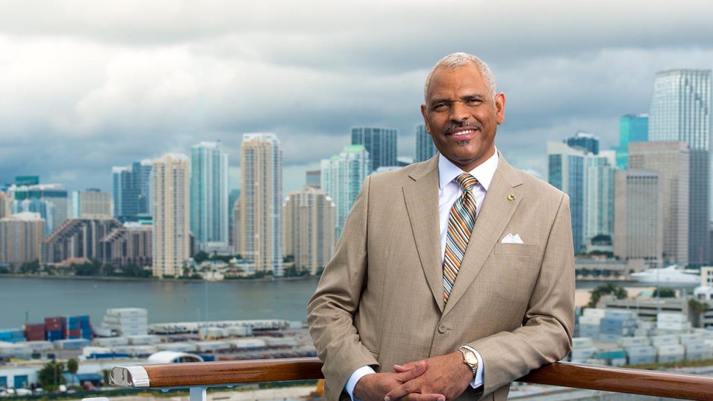 嘉年华邮轮CEO嘆 「已做了一切能做的」