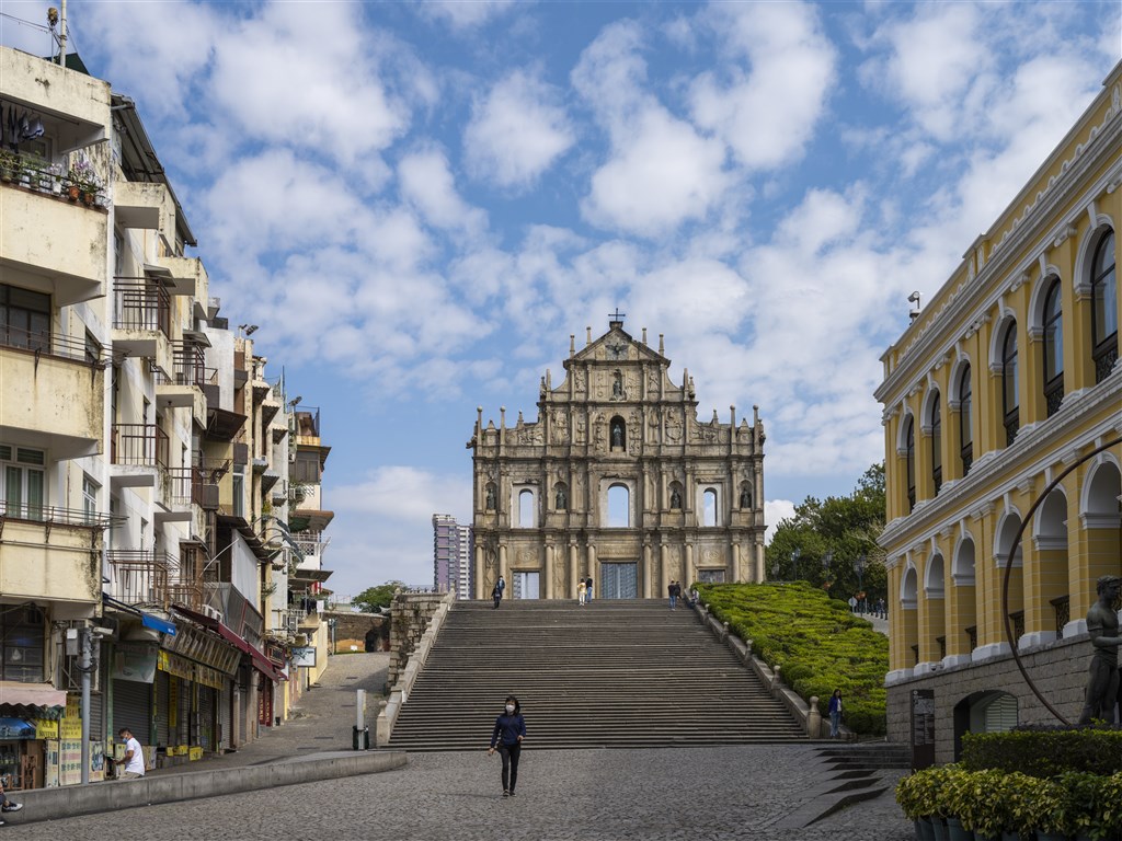 澳门6月酒店及公寓入住率跌至11.8%，住客按年跌近9成。