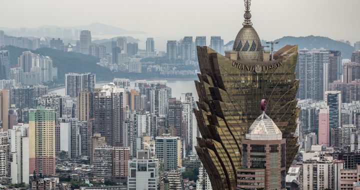 大摩悲看澳門今年賭收 料明年反彈110%