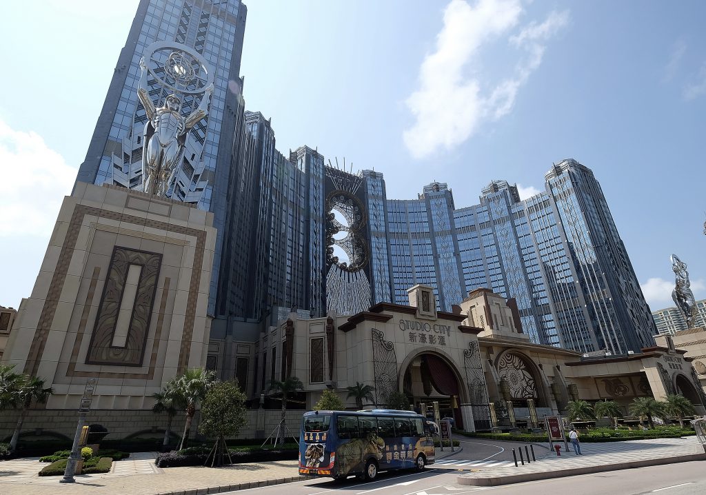 新濠称第二季除新濠影汇外的澳门物业，日均运营成本降至150万美元。