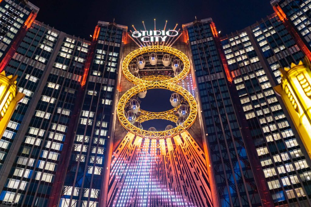 新濠影汇拟向已持股机构，定向增发A类普通股