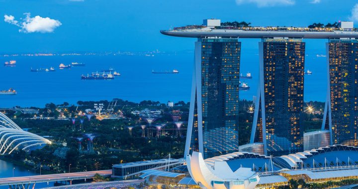 滨海湾金沙重新开放，其第二和第三座酒店大楼于上周末恢复营业。