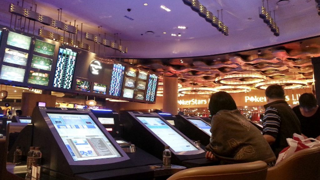 亚洲先锋娱乐称造成亏损的主因，是由于全球公卫事件冲击所至