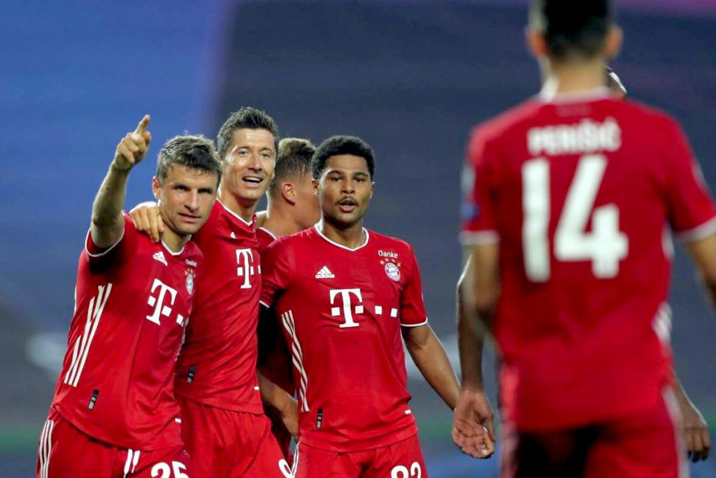 拜仁慕尼黑轻取里昂，单季踢进42球，队史第11度争冠。