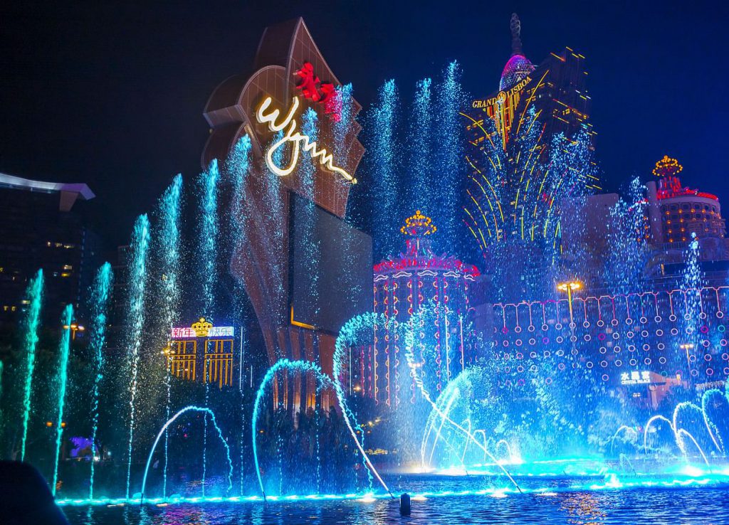 永利澳门与澳博旗下葡京的风水大战