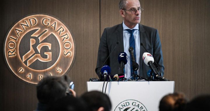 法网宣布每日观众上限再降至1千人