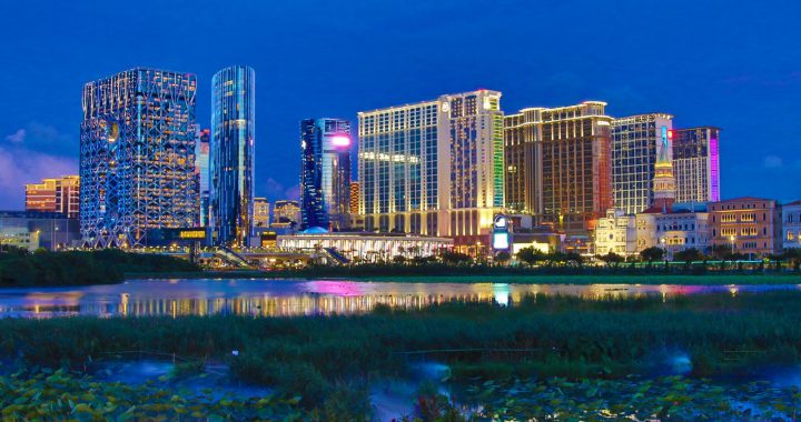 远眺澳门路氹城