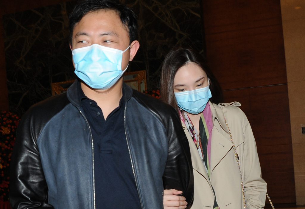 博华太平洋主席崔丽杰儿子纪晓波与女友吴佩慈