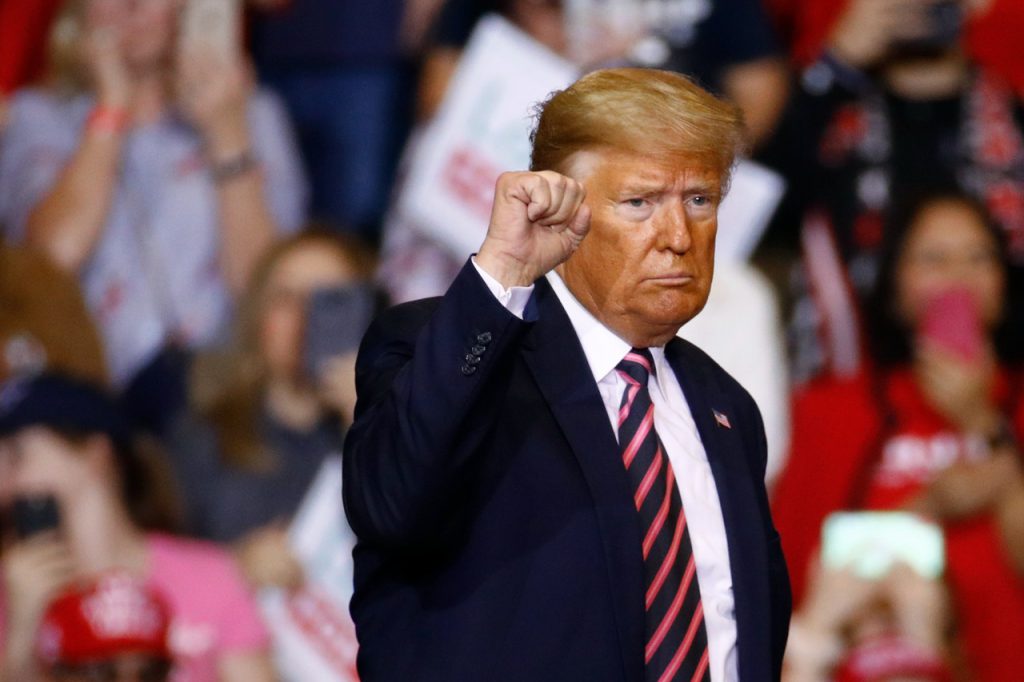 赌城大亨鲁芬金援特朗普，并且在鲁芬关说下，特朗普重启前朝欧巴马政府拒绝资助的「加州-赌城高铁」兴建计画。