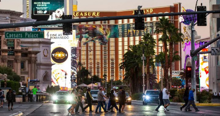 拉斯维加斯旅客恢复但商务活动仍然停滞