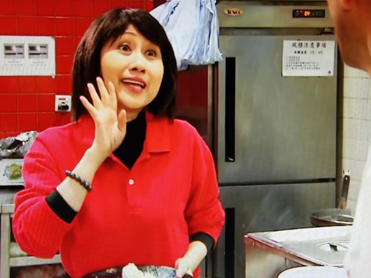 香港六合彩搅珠首位女主持人