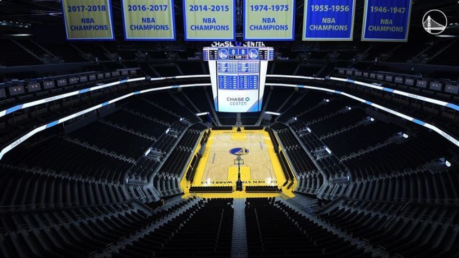 NBA亏钱考虑开放地板广告，允许球队与赌场、酒类品牌合作