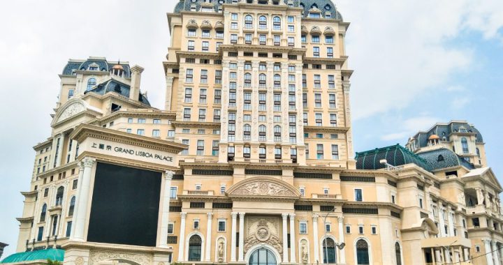 对于赌牌竞投，澳博联席主席梁安琪指尚未收到最新消息。