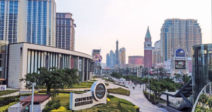 澳门的博彩毛收入超越了拉斯维加斯，成为全球第一大赌城