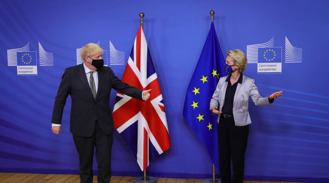 约翰逊与冯德莱恩达成英脱欧协议成圣诞夜大礼