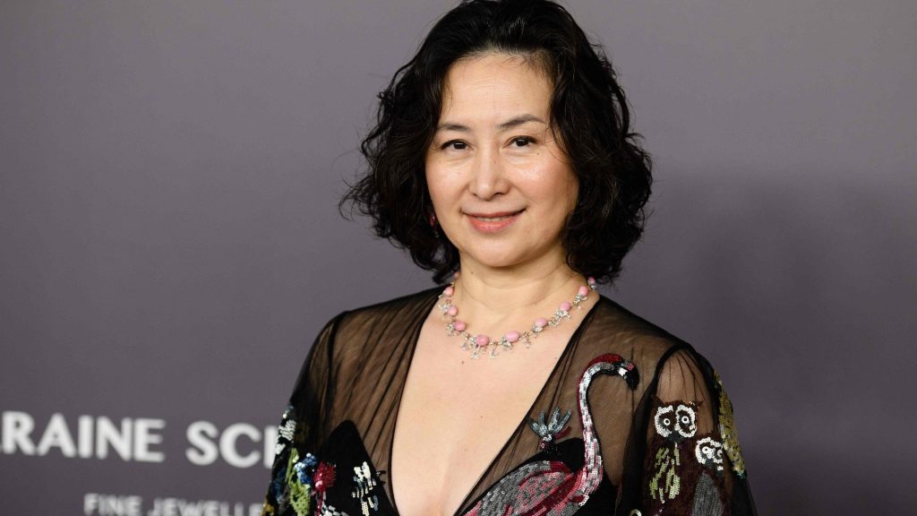 何超琼二度减持母公司持股