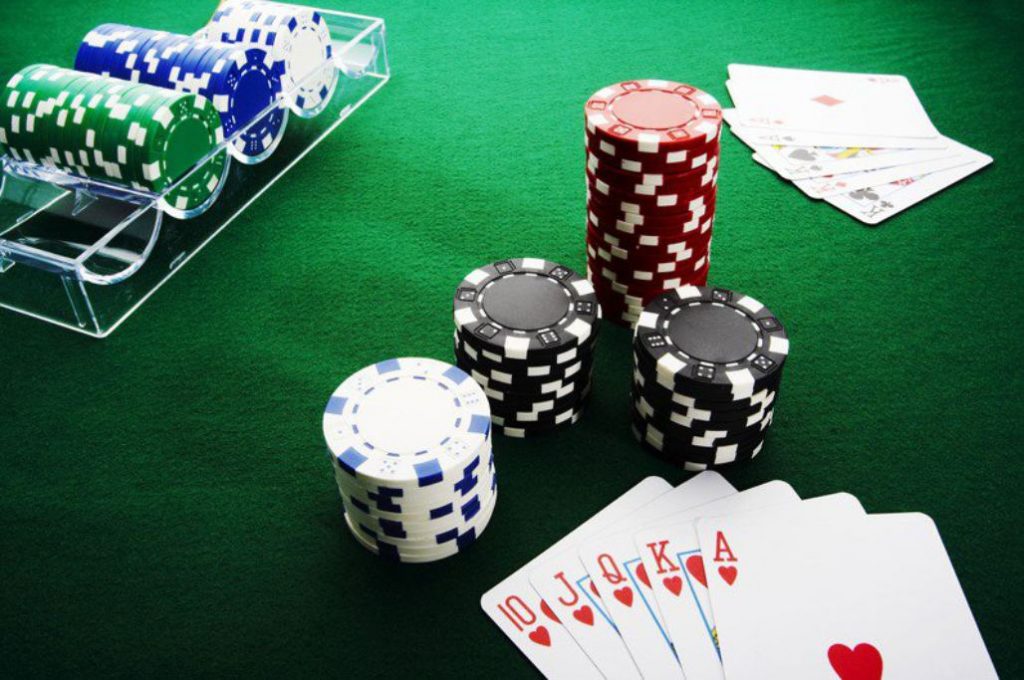 台湾保安兼差经营网络博彩平台招揽百人签赌