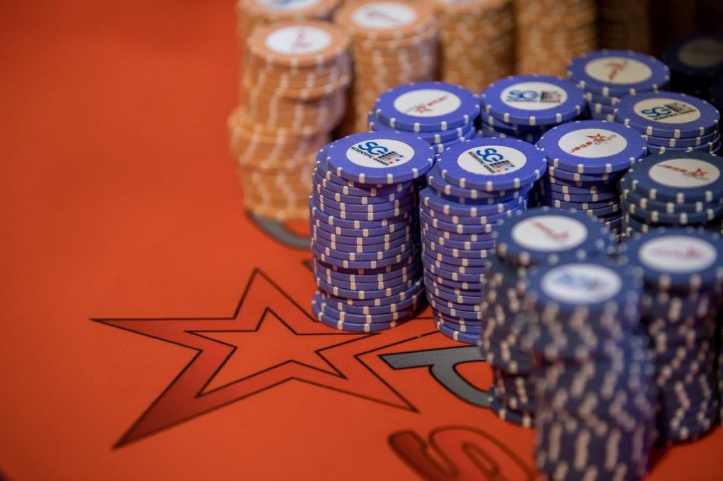 菲律宾网络博彩公司常把他们的员工卖给其他公司