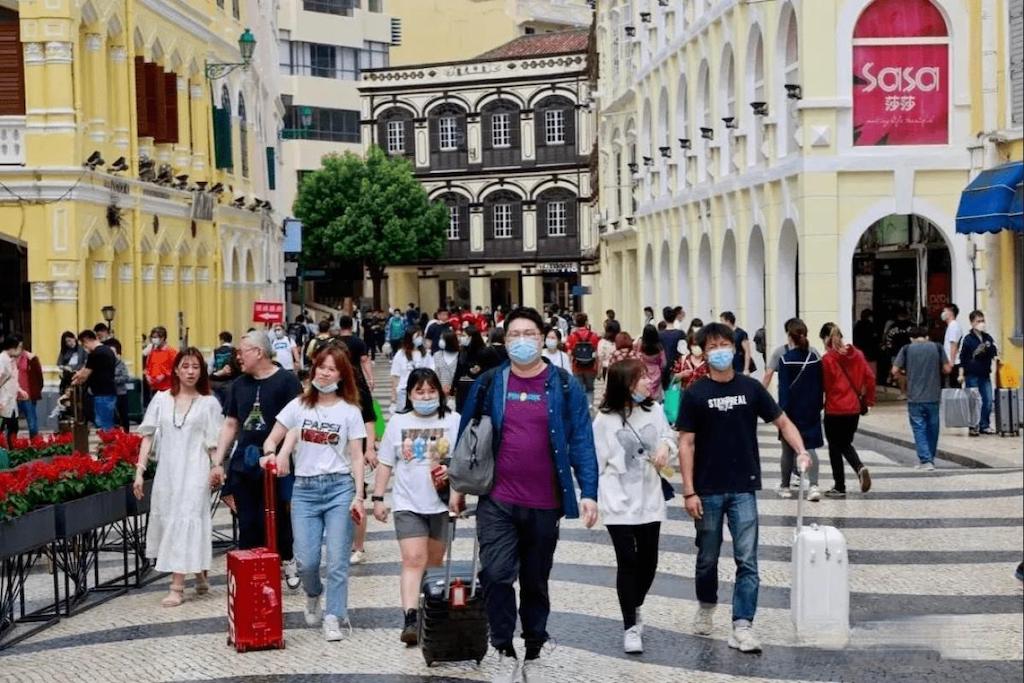 澳门景区人潮涌现