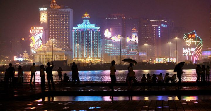 周锦辉谈澳门赌牌数非重点关键开放经营权