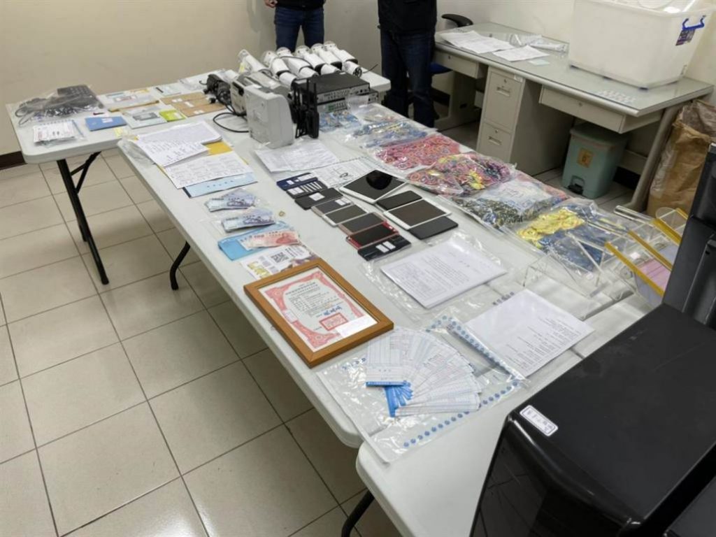 美女荷官当招牌台湾警破百家乐狂吸赌金