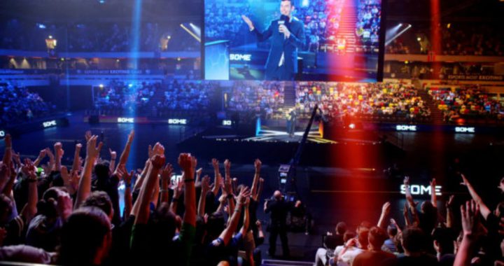 手机游戏已经被认为是世界上最赚钱产业之一