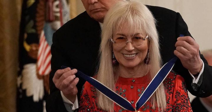 阿德尔森遗孀Miriam Adelson成为全球赌王