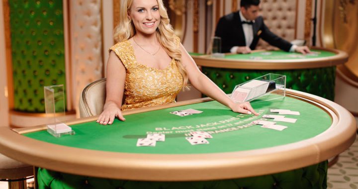 网上赌场人气火爆其中又以真人游戏最受欢迎