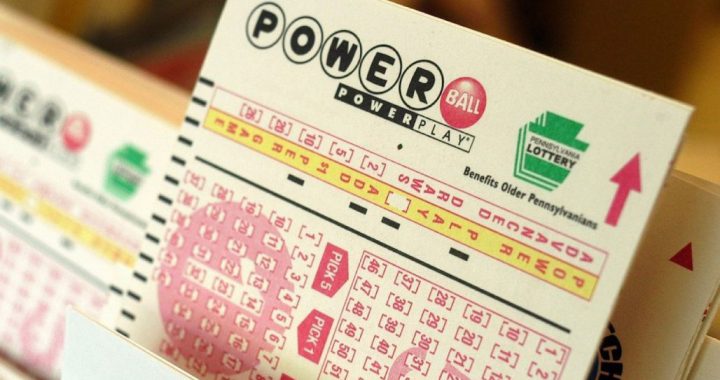 47亿彩票巨奖仍未被领已损失4500万利息