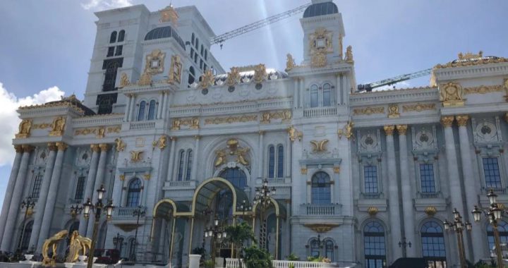 美轮美奂的博华皇宫