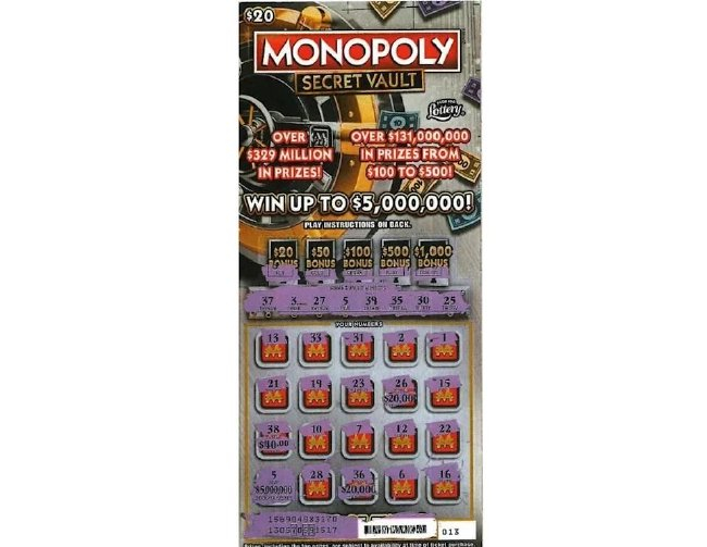 美国刮刮乐彩票「MONOPOLY SECRET VAULT」票面特写，单张售价20美元，设有500万美元头奖。