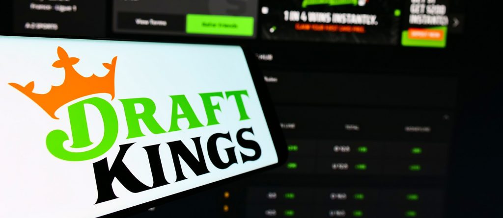 DraftKings 与 Flutter 因 NFL 赛果下调盈利预期 股价跌破200日均线 预测市场并非主因