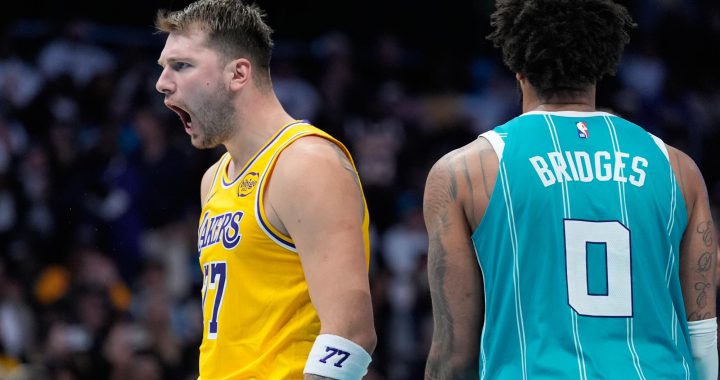 湖人东契奇在场上怒吼展现霸气，他攻下38分率队击败黄蜂