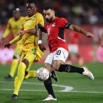 萨拉赫身披埃及10号球衣禁区射门瞬间