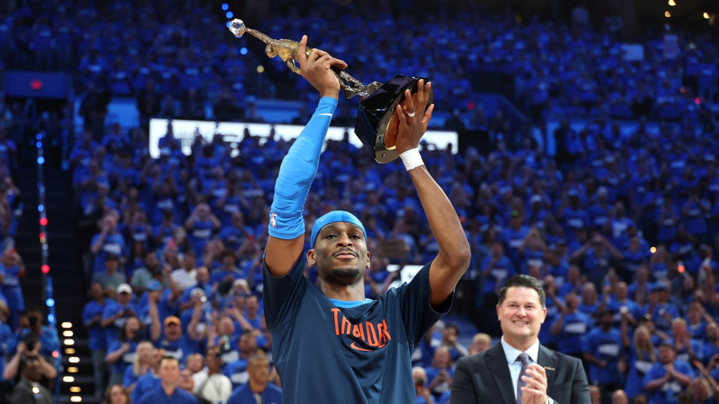 体育预测网站随即更新了MVP概率榜,SGA飙升至80%