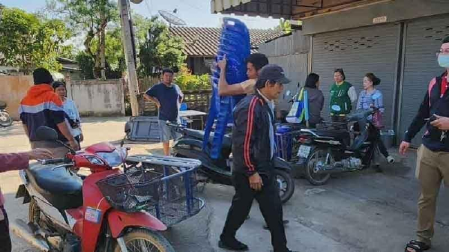 杰叔的亲戚蜂拥而至