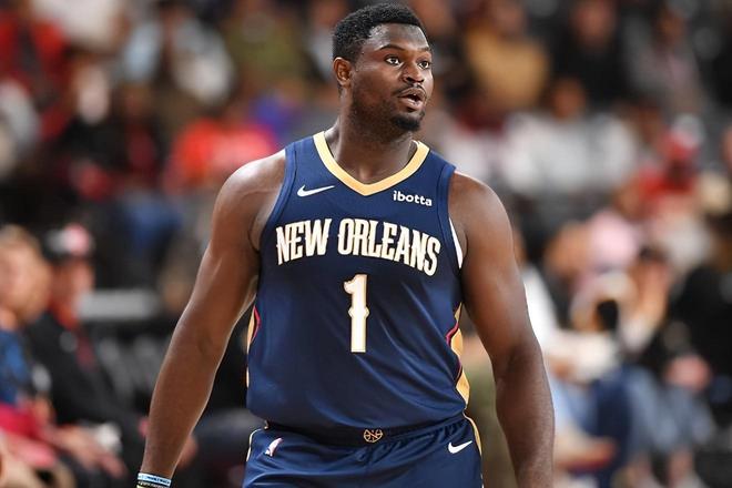 鹈鹕核心锡安·威廉姆森身穿球衣特写