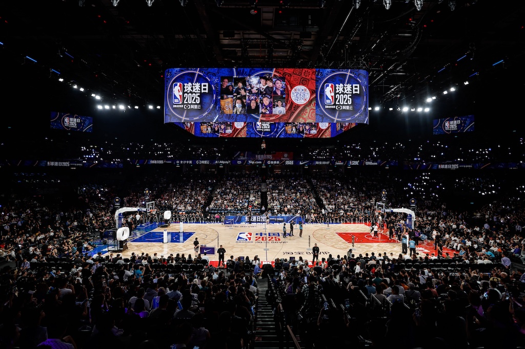 球迷日2025现场球馆全景，澳门活动氛围