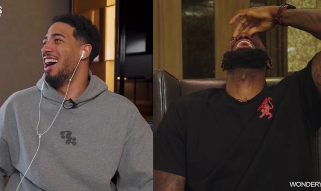 播客画面中哈利伯顿与詹姆斯大笑互动