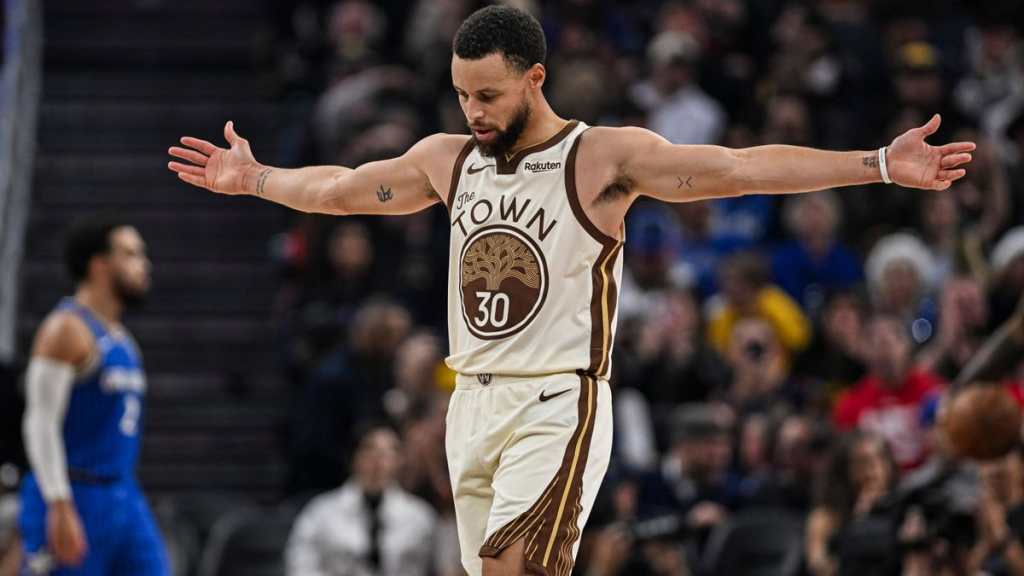 库里联邦税居前