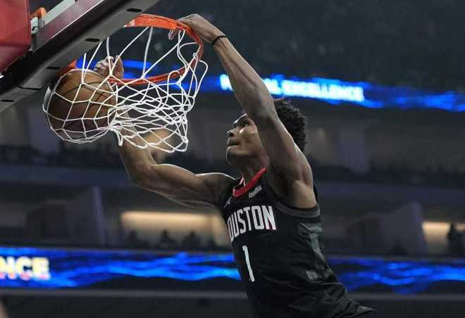 阿门贡献31分13篮板6助攻