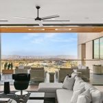 现代客厅外连露台远景，豪宅公寓成交