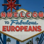 拉斯维加斯欢迎牌改成“欢迎欧洲人”，映射欧洲旅行担忧