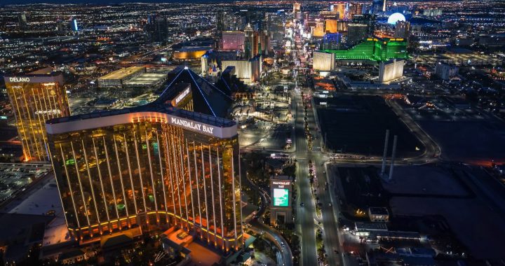 拉斯维加斯夜景航拍与博彩税新规